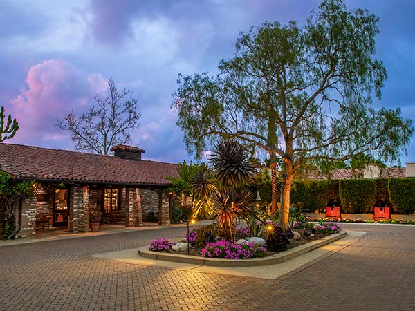 Estancia Courtyard